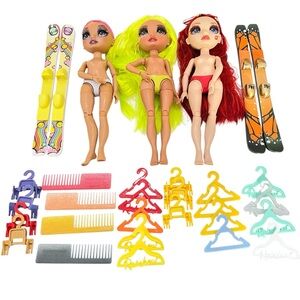 Rainbow High Ruby Anderson Avery Styles Karma Nichols and Accessories Lot
